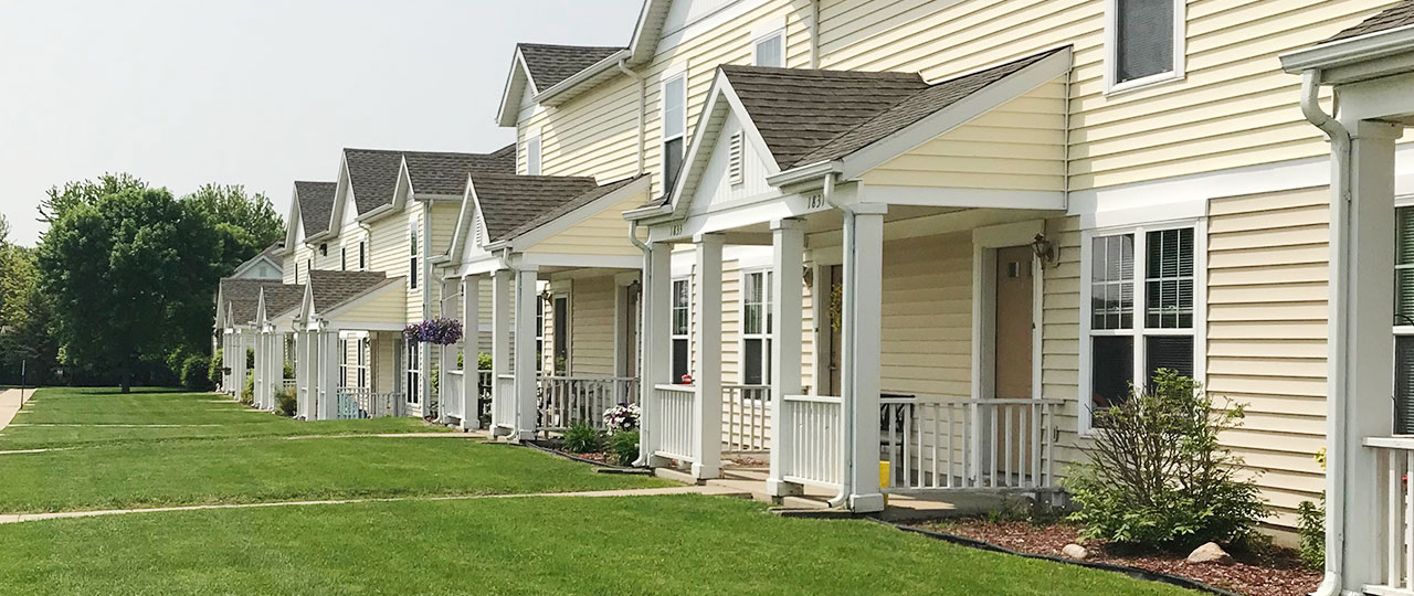 Pickerel Park Townhomes Apartments for Rent in Albert Lea, MN